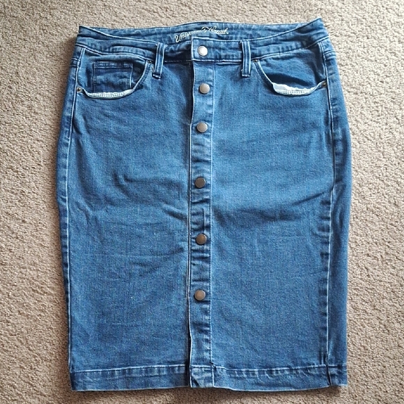 Universal Thread Dresses & Skirts - Universal Thread Blue Denim Skirt